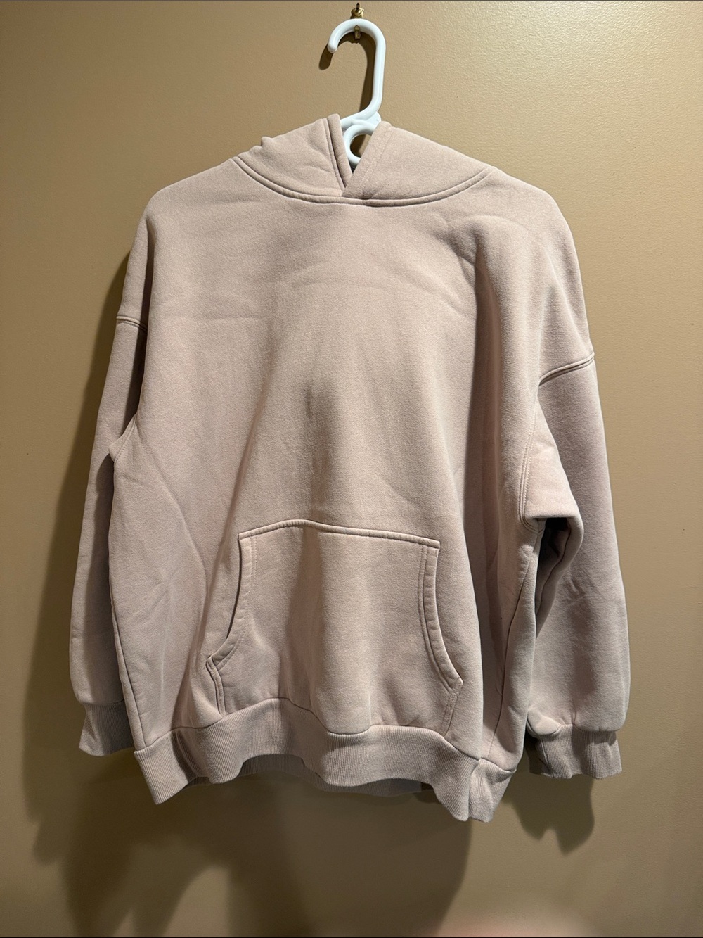 Cozy Relaxed Hooded Pullover in Soft Blush
